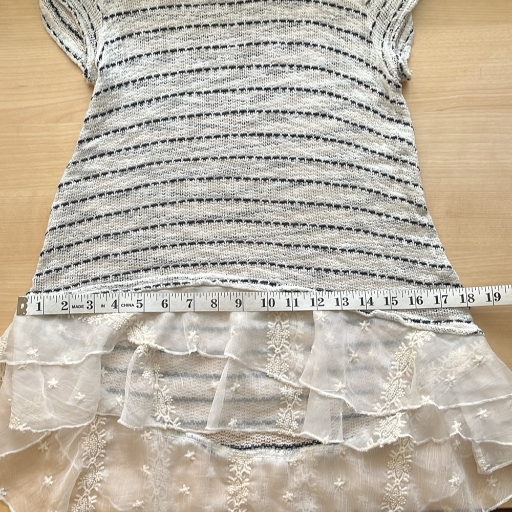 Altar’d State Short Sleeve Sweater & Lace Tunic Small EUC - Picture 6 of 12